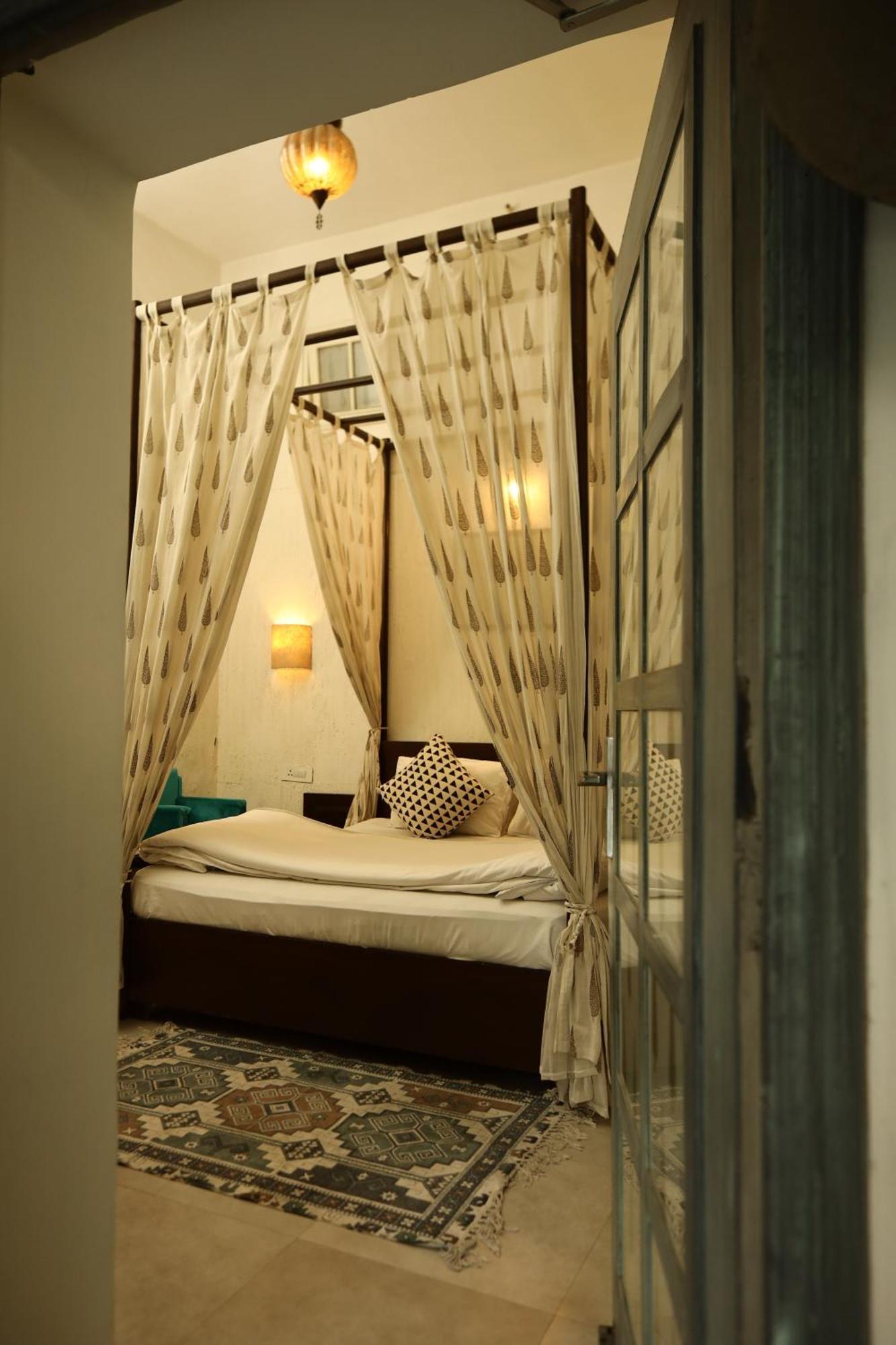 The Bougainvillea Bed & Breakfast Amritsar Bagian luar foto