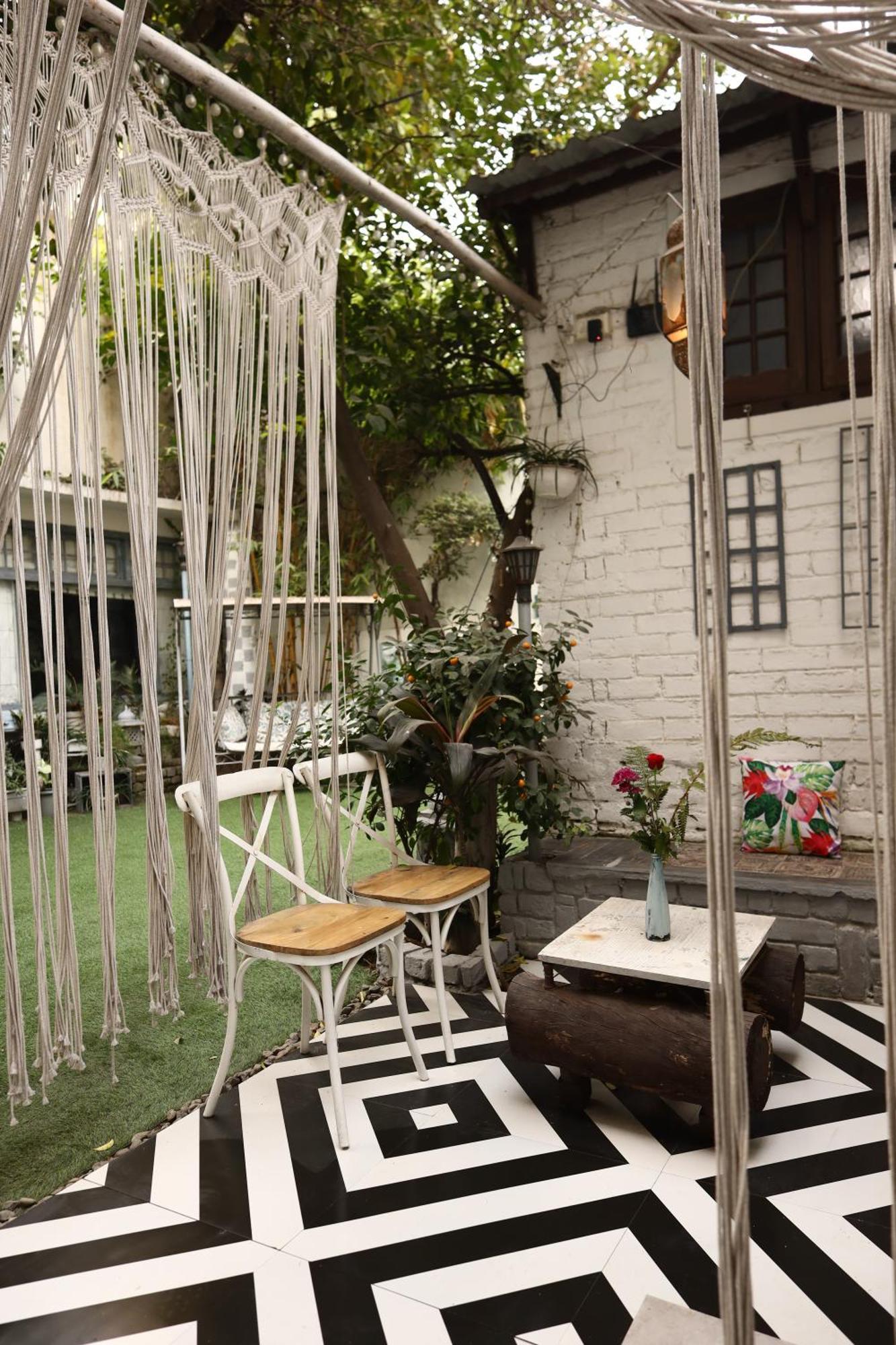 The Bougainvillea Bed & Breakfast Amritsar Bagian luar foto